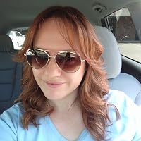 Profile Image for Carolyn Nicholas.