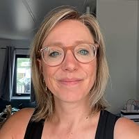Profile Image for Katie Richardson.