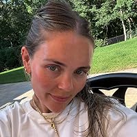 Profile Image for Katherine Martineau.