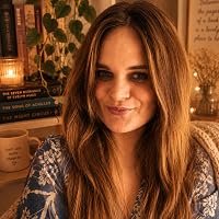 Profile Image for Hannah Green.