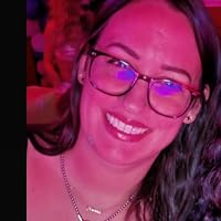 Profile Image for Kari Hinds.