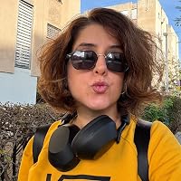 Profile Image for Janet.