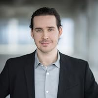 Profile Image for Tom Henry.