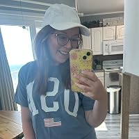 Profile Image for Rachel Buchanan.
