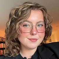 Profile Image for Laura.