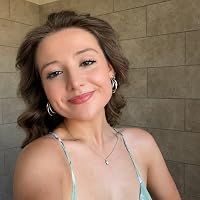 Profile Image for Megan.