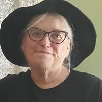 Profile Image for Yvonne Loveday.