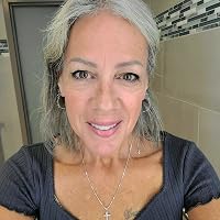 Profile Image for Kim Perticone.