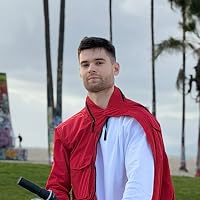 Profile Image for Daniel Volnitsky.