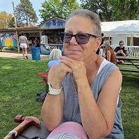 Profile Image for Liz Dannenbaum.