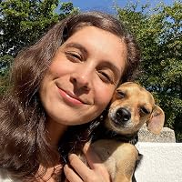 Profile Image for Paloma Olivares.