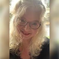 Profile Image for Amanda Thomas.