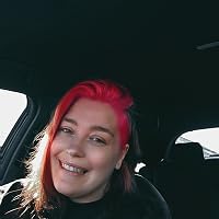 Profile Image for YourBookBestieLinzy.