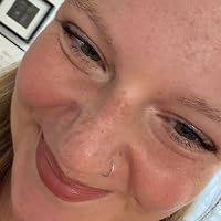 Profile Image for Annika Chasteen.