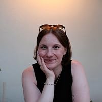 Profile Image for Laura.