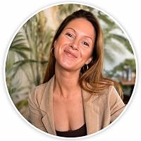Profile Image for Tracey Deblaere.