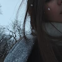 Profile Image for Isabella.