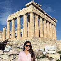 Profile Image for Catalina Naddaf.
