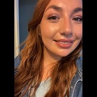 Profile Image for Kelly.