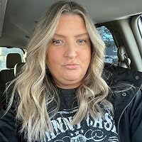 Profile Image for Jennifer Sundberg.
