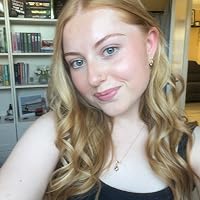 Profile Image for Holley Jane .