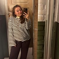 Profile Image for Nina Dousen.
