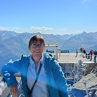 Profile Image for Tracey Todhunter.
