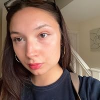 Profile Image for Francesca Carter.