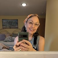 Profile Image for Nicole.