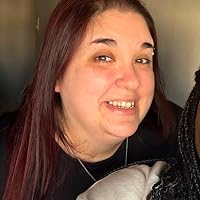 Profile Image for Flor.