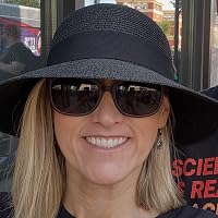 Profile Image for Carrie.