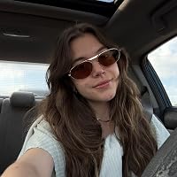 Profile Image for caitlyn kearney.