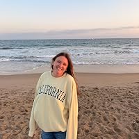 Profile Image for Lauren Harrison.