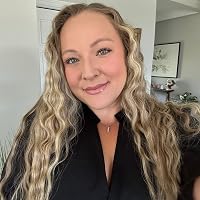 Profile Image for Steph.