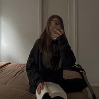 Profile Image for Hailee.