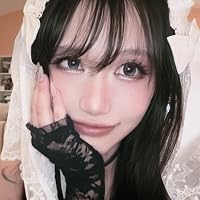 Profile Image for Emi.