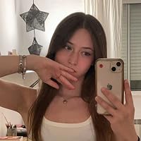 Profile Image for Andrea .
