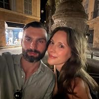 Profile Image for Nicole Baron Dellos.