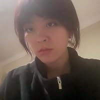 Profile Image for Chloe.