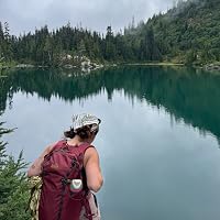 Profile Image for Maggie White.