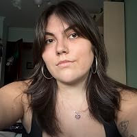 Profile Image for Andrea Santa.