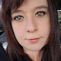 Profile Image for Nikki.