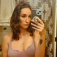 Profile Image for Olivia Lanier.