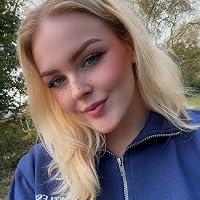 Profile Image for Kelly.