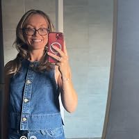 Profile Image for Lauren McCann.