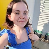 Profile Image for Caroline Builta.