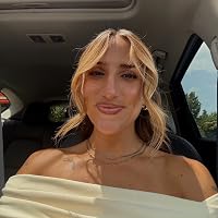Profile Image for Jessi Kirby.