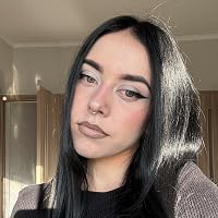 Profile Image for Natalie Storozhenko.