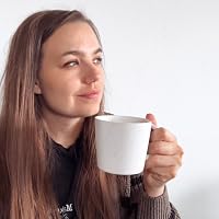 Profile Image for Veronika.