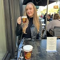 Profile Image for AnnaTheBookBabe.